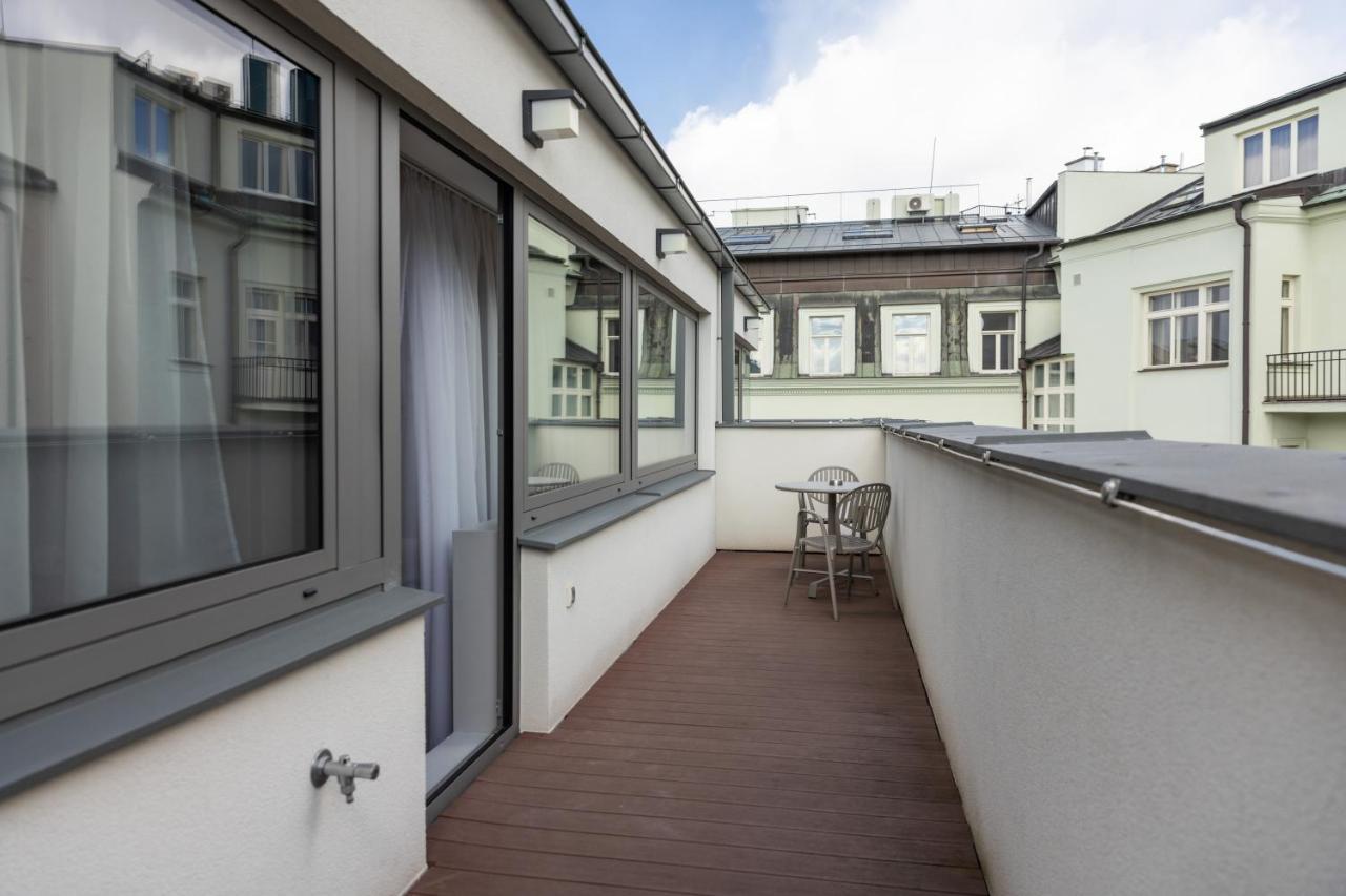 Miss Sophie'S Downtown Hotel Praha Bagian luar foto